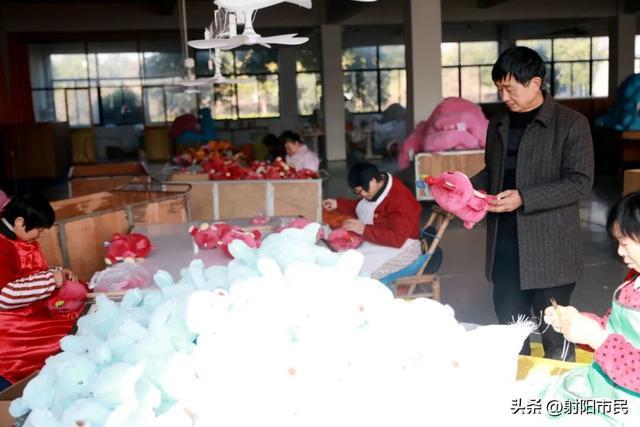 “毛绒绒”在海外供不应求开元棋牌app爆火！盐城(图2)